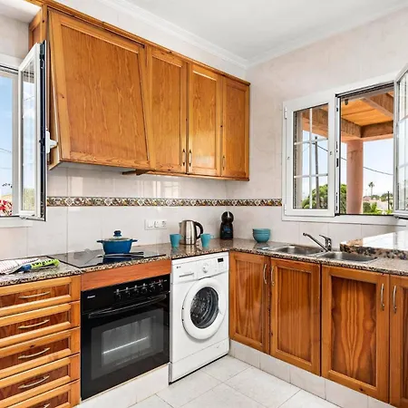 Lantana By Βίλα *