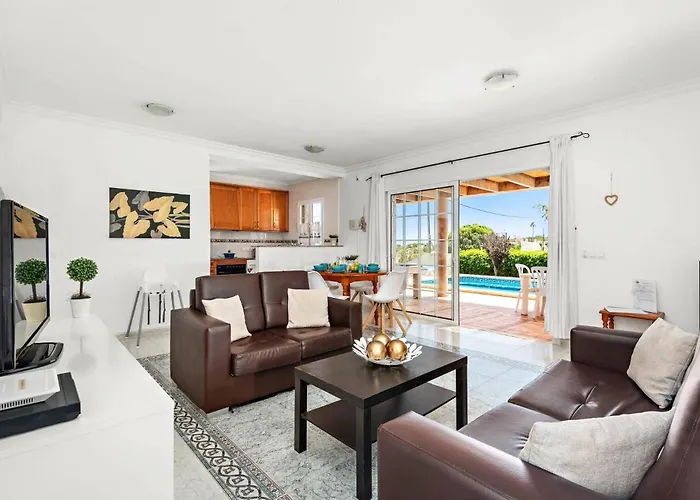 Lantana By וילה *